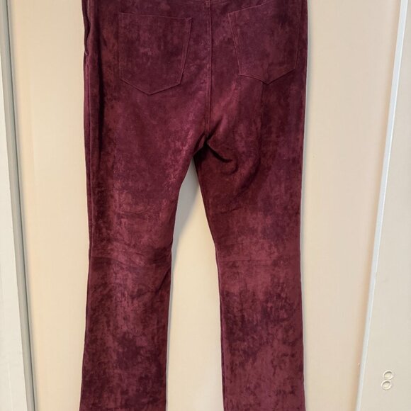 Blank NYC Faux Suede Burgundy Flare Pant Size 30 - Picture 6 of 8